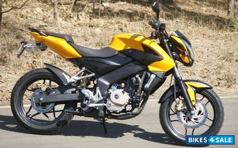 Yellow Bajaj Pulsar 200 NS