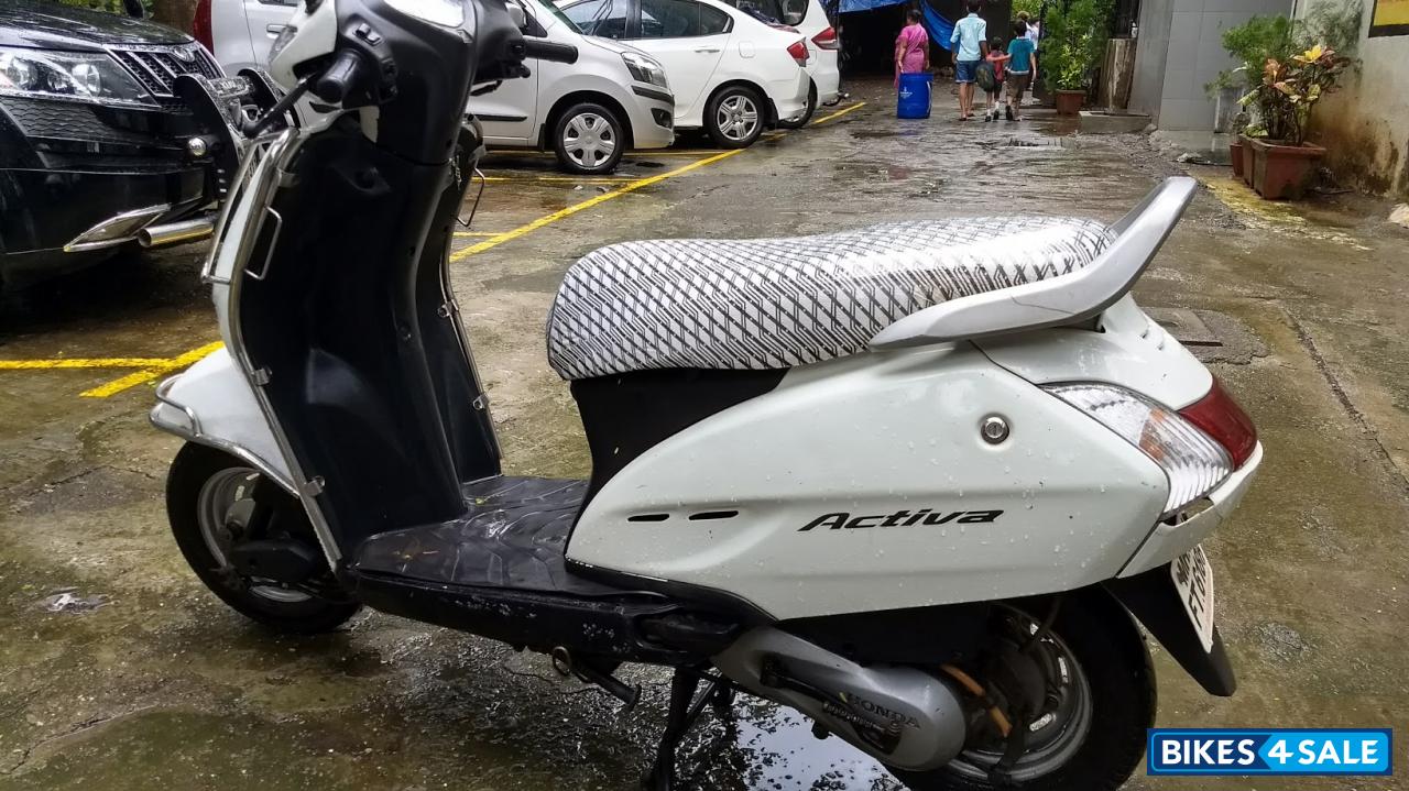 White Honda Activa