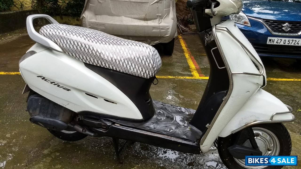 White Honda Activa