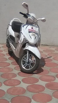 White Electric Bike Oreva eBike