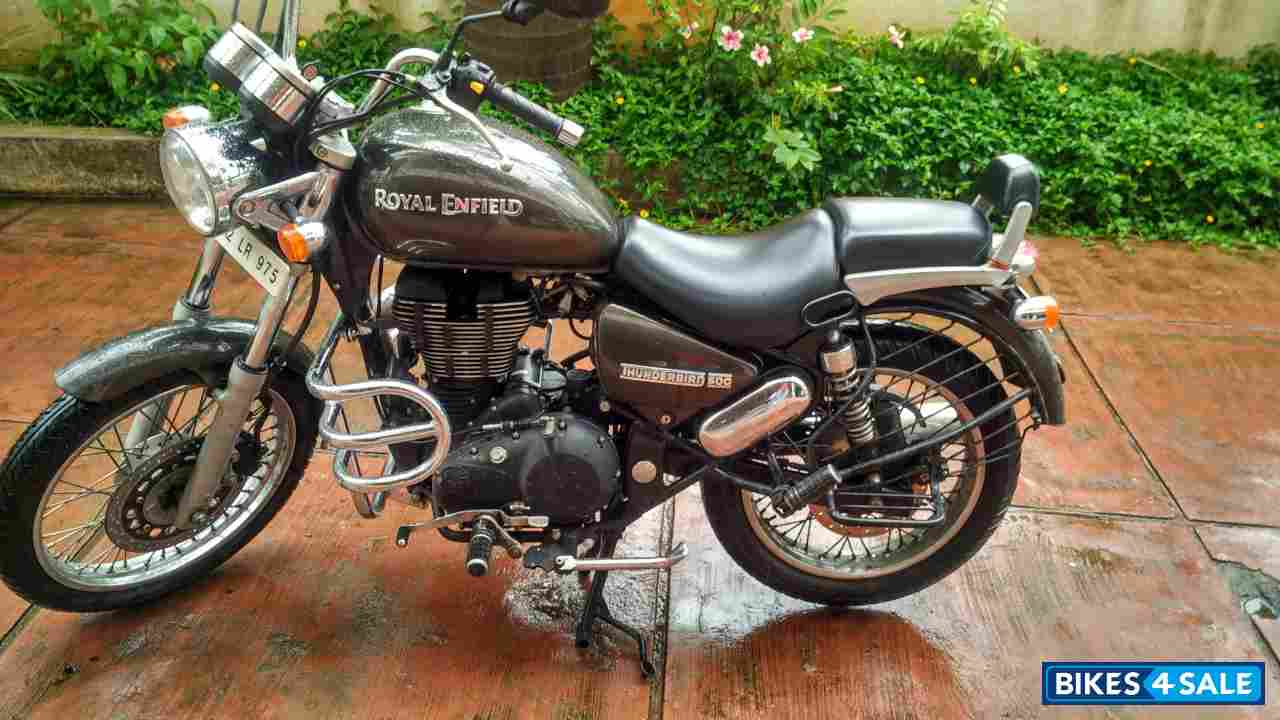 Lightning Royal Enfield Thunderbird 500