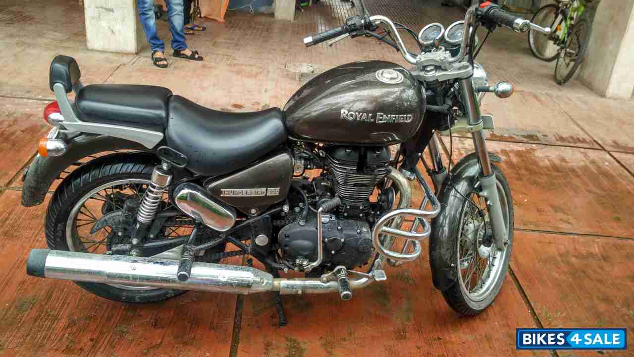 Lightning Royal Enfield Thunderbird 500
