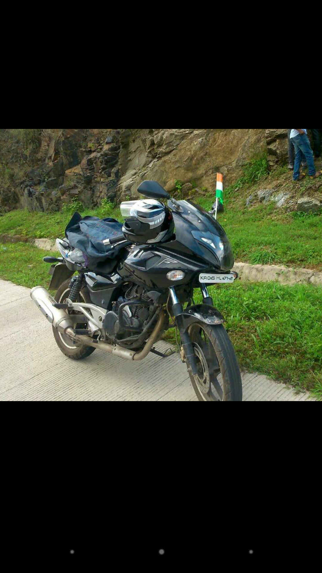 Bajaj Pulsar 220 DTSFi 2010 Model