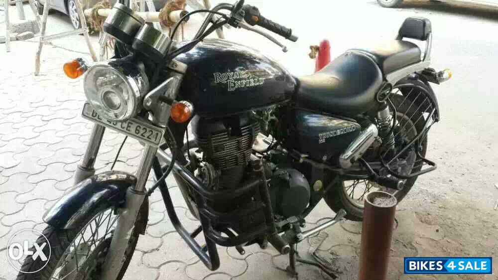 Dark Blue Royal Enfield Thunderbird Dark Blue Royal Enfield Thunderbird