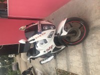 White Hero Karizma ZMR