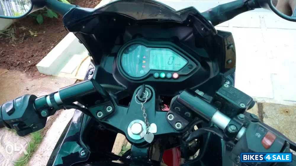 Black And Red Bajaj Pulsar 220 DTSFi Black And Red Bajaj Pulsar 220 DTSFi