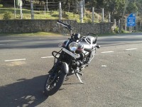 Black Bajaj Avenger Street 220