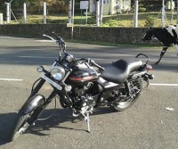 Black Bajaj Avenger Street 220