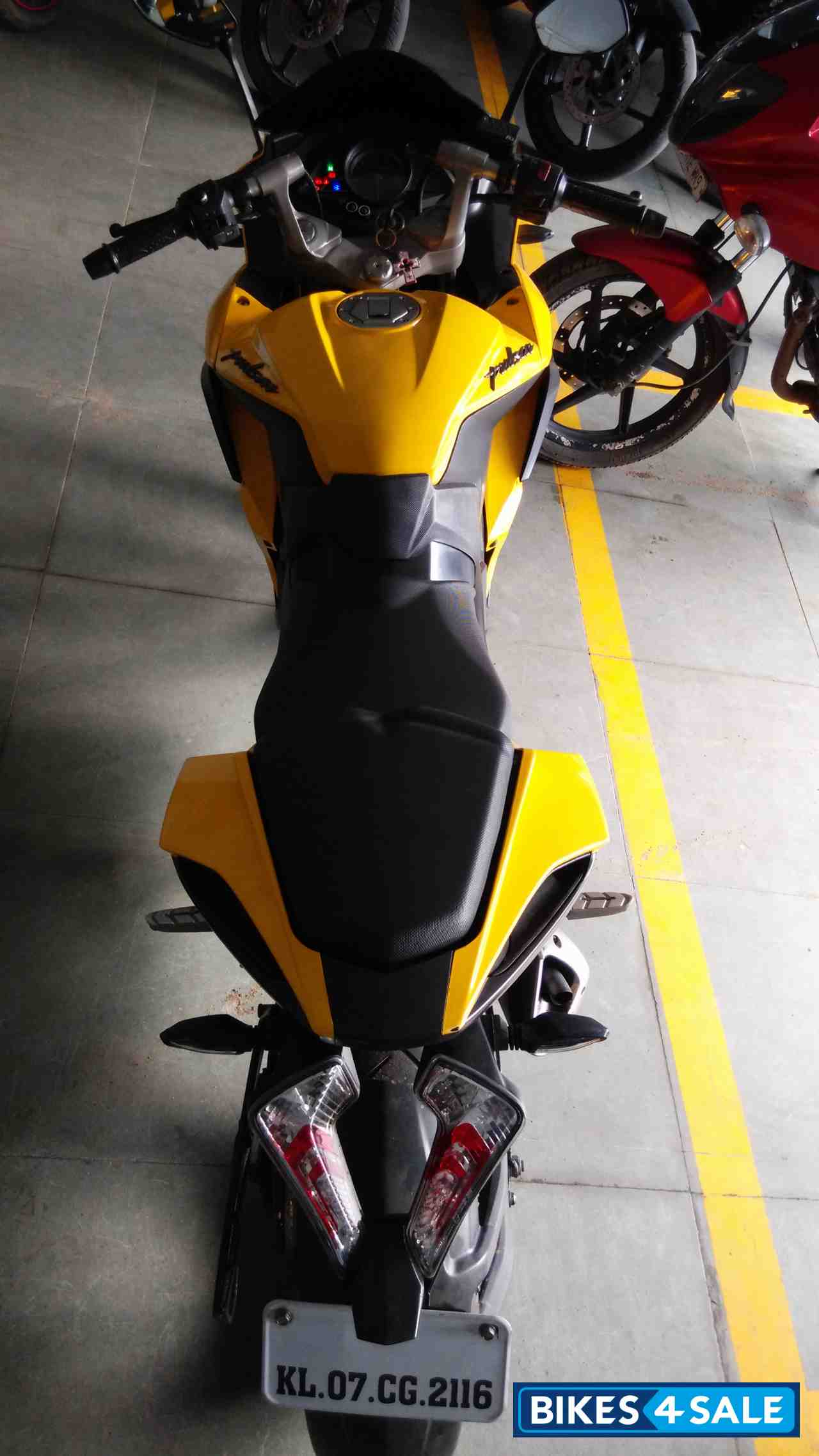 Yellow Bajaj Pulsar RS 200