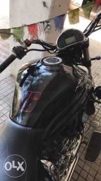 Red Hyosung GV650 Aquila Pro