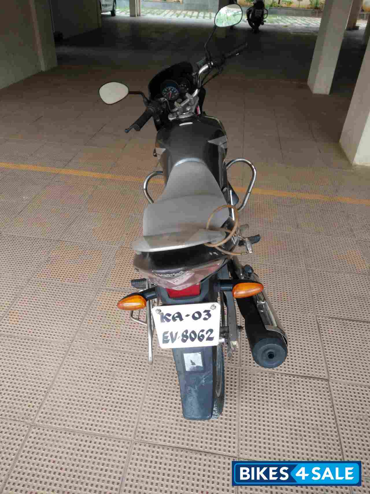 Sliver Honda Unicorn