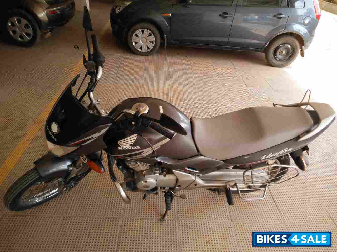 Sliver Honda Unicorn