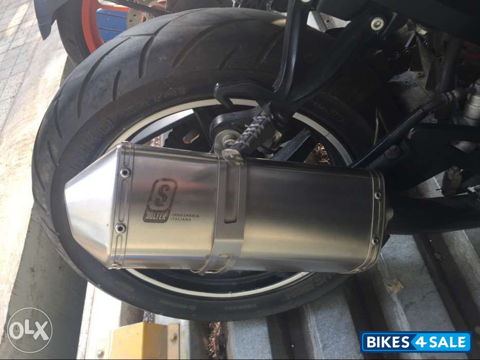 Red White Hyosung GT250R Red White Hyosung GT250R