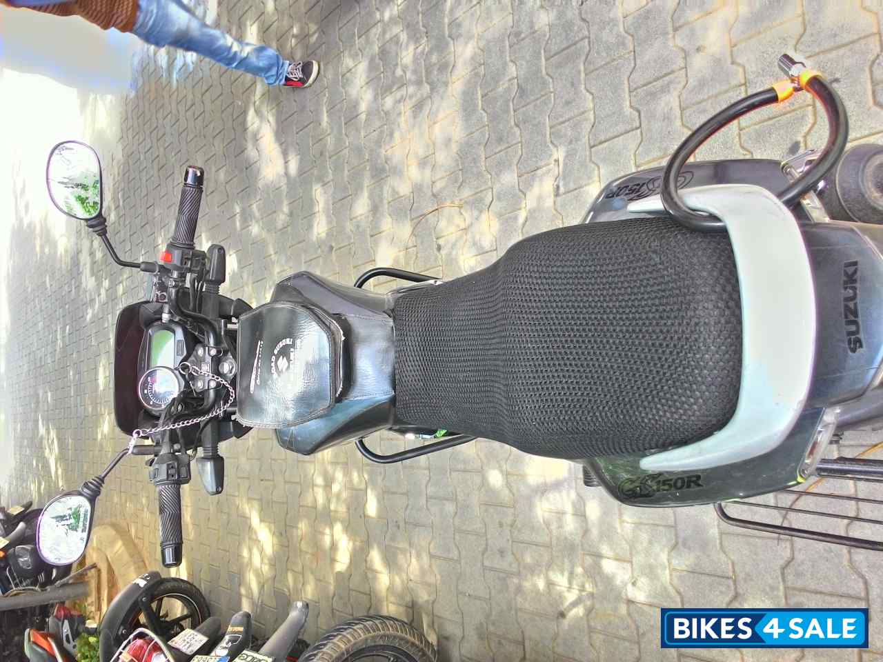 Flint Grey Suzuki GS 150R