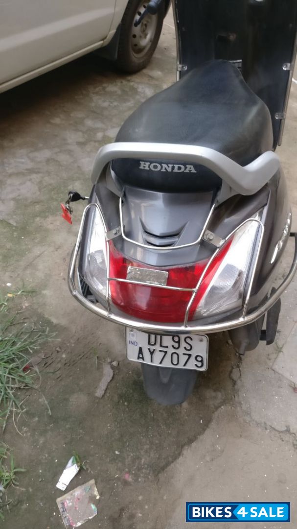 Grey Honda Activa 3G