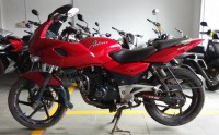 Bajaj Pulsar 220F 2011 Model