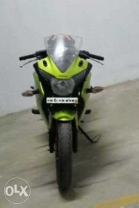 Green Honda CBR 150R