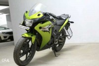 Green Honda CBR 150R