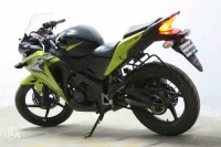 Green Honda CBR 150R