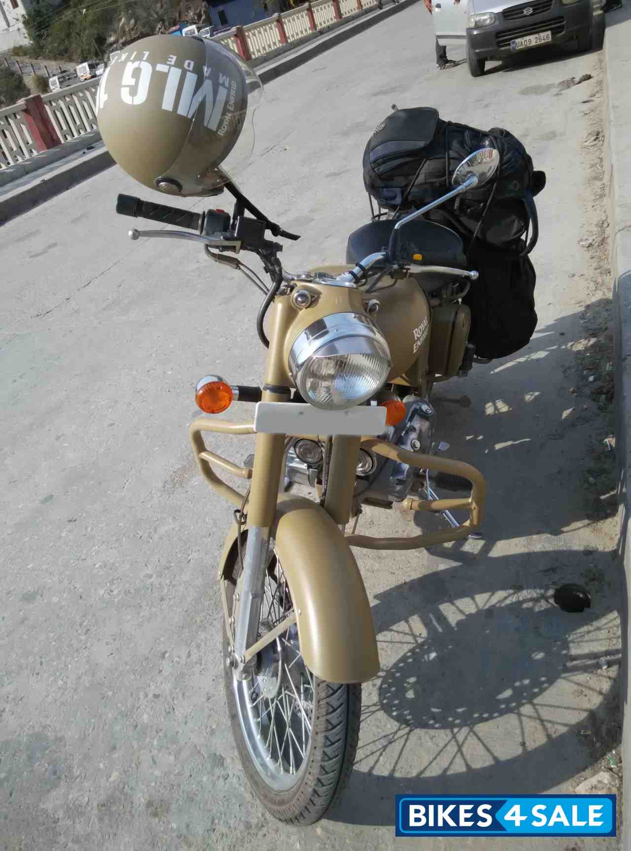 Brown Royal Enfield Classic Desert Storm