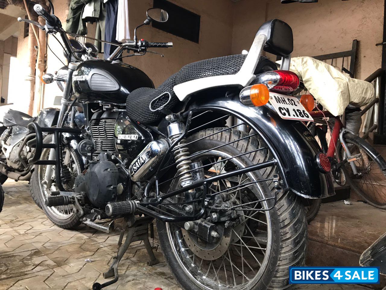 Black Royal Enfield Thunderbird 500