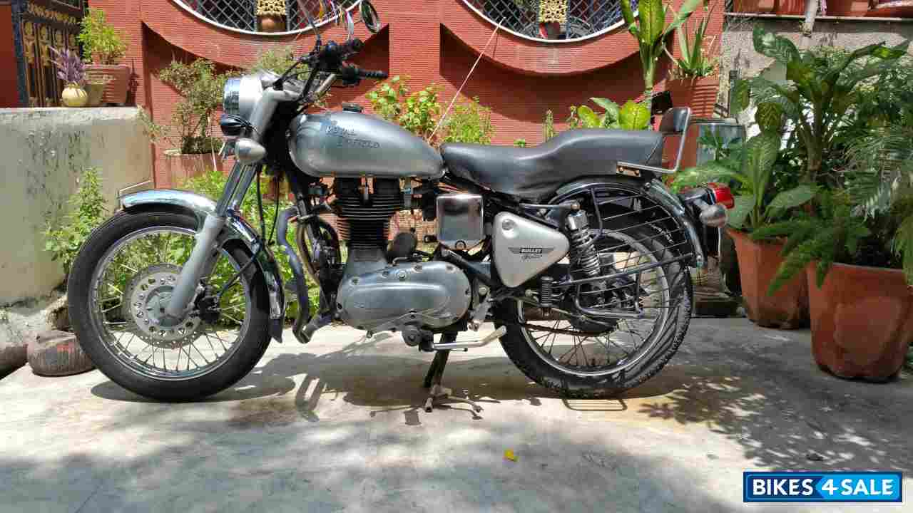 Silver Royal Enfield Bullet Electra