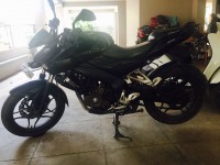 Black Bajaj Pulsar 200 NS