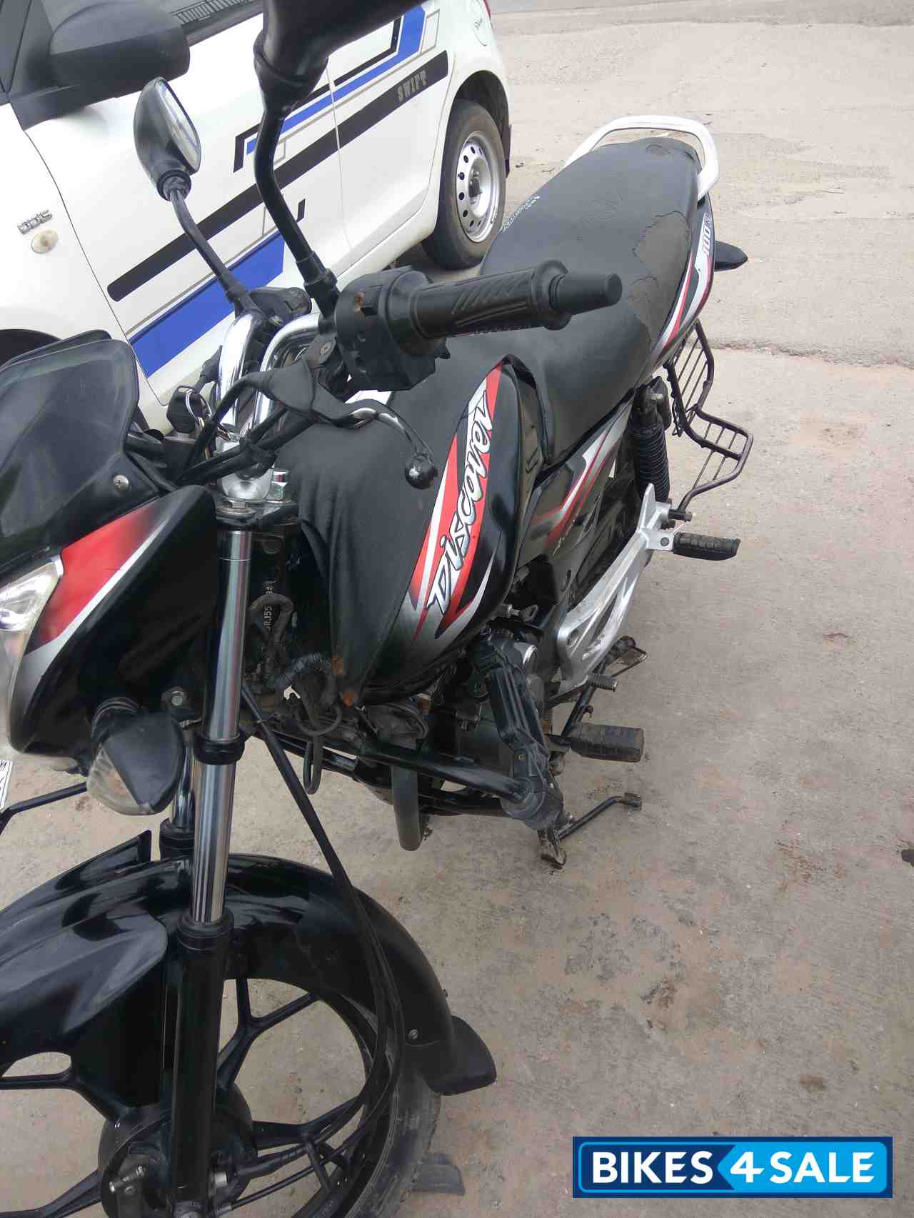 Black And Red Bajaj Discover 100M