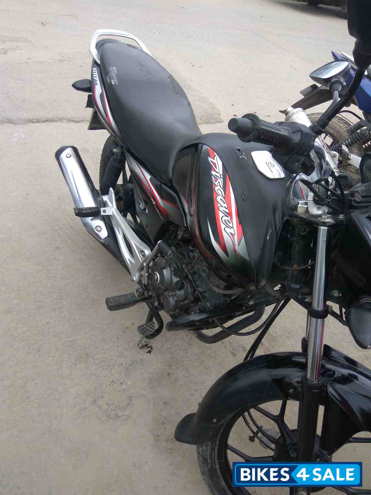 Black And Red Bajaj Discover 100M