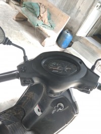 Black Suzuki Access 125