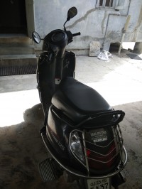 Black Suzuki Access 125