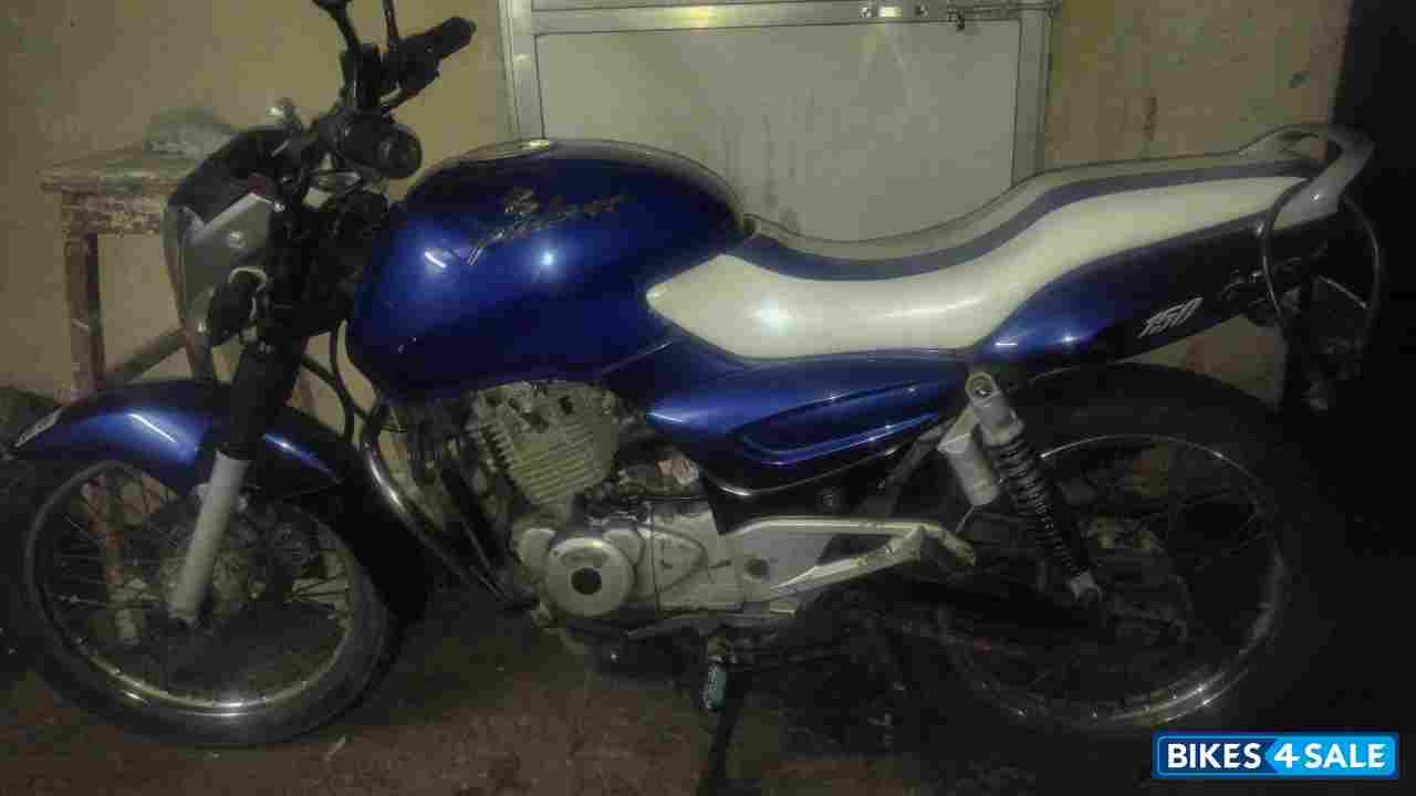 Blue Bajaj Pulsar 150 DTSi