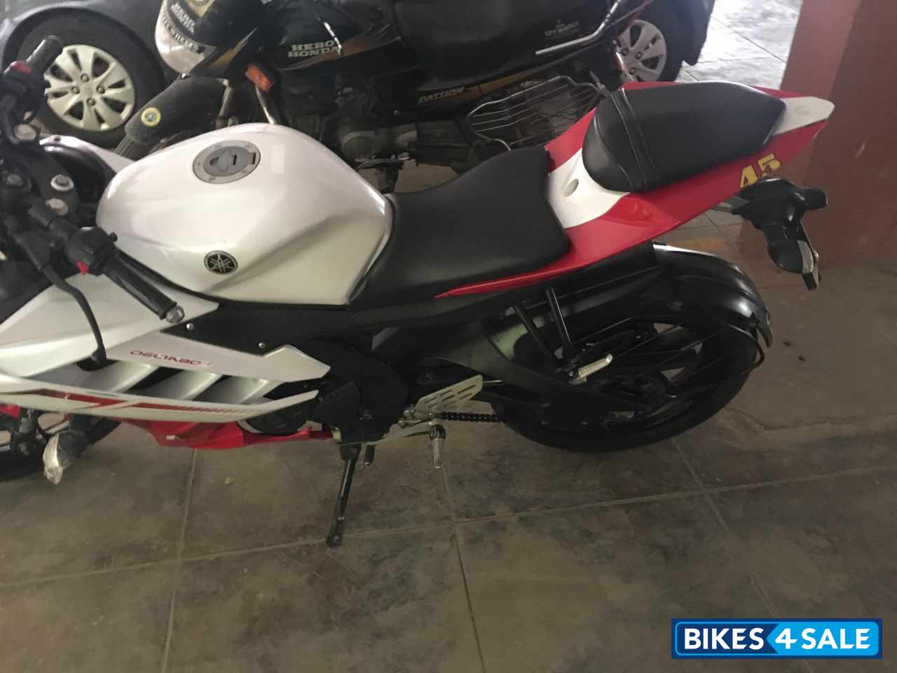 White And Red Yamaha YZF R15 V2 White And Red Yamaha YZF R15 V2