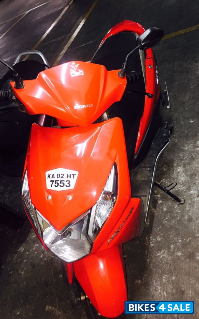 Red Honda Dio
