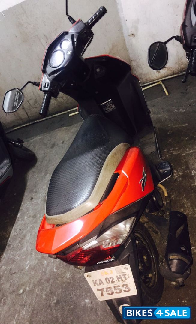 Red Honda Dio