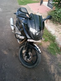 Black Bajaj Pulsar 220 DTSi
