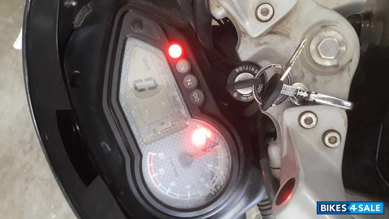 Black Bajaj Pulsar 150 DTSi