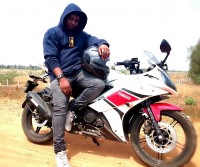 Yamaha YZF R15 V2 2012 Model