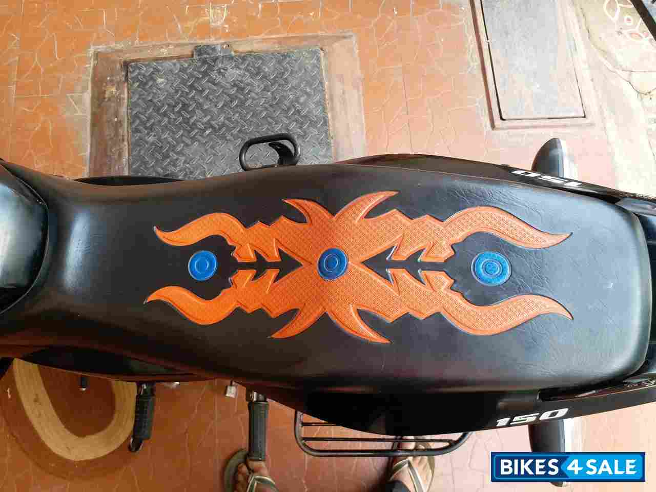 Black Bajaj Pulsar 150 DTSi Black Bajaj Pulsar 150 DTSi