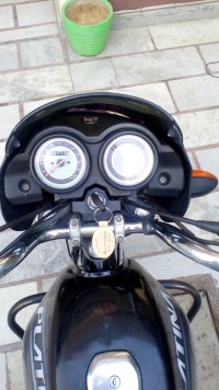 Black Bajaj Platina 100
