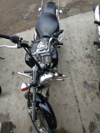 Midnight Black Bajaj Avenger 220 DTS-i