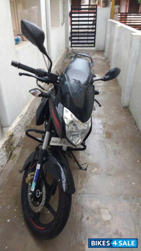 Red Bajaj Pulsar 135LS