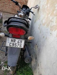 Honda CB Shine 2012 Model