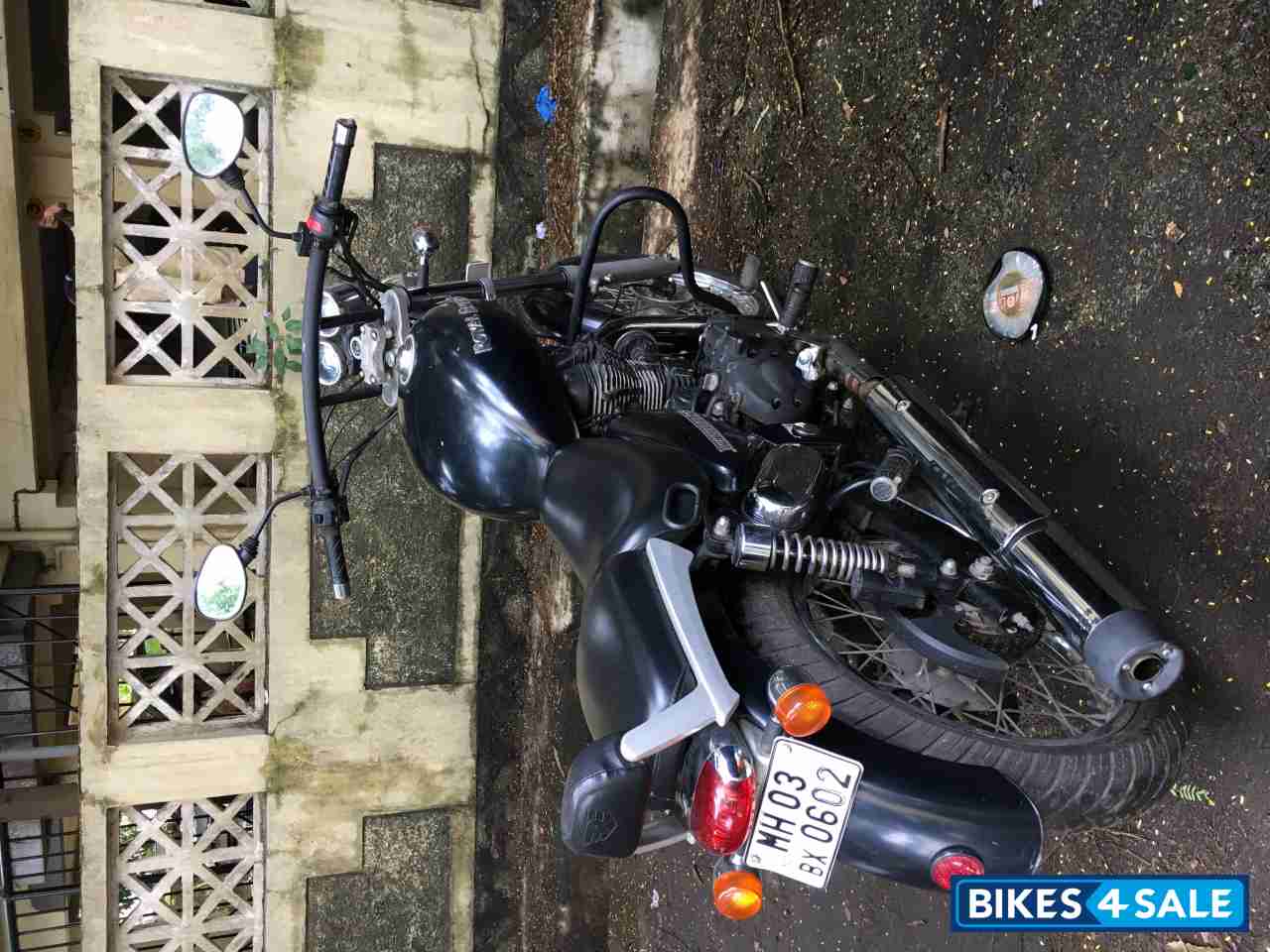 Matt Black Royal Enfield Thunderbird 500