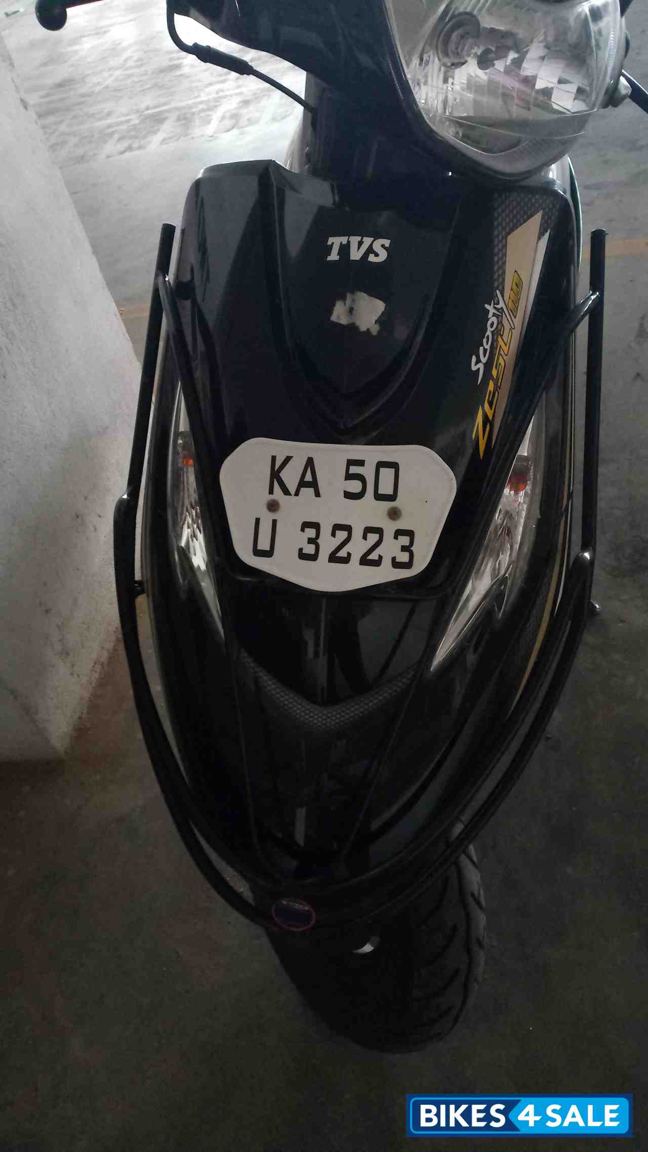 Black TVS Scooty Zest