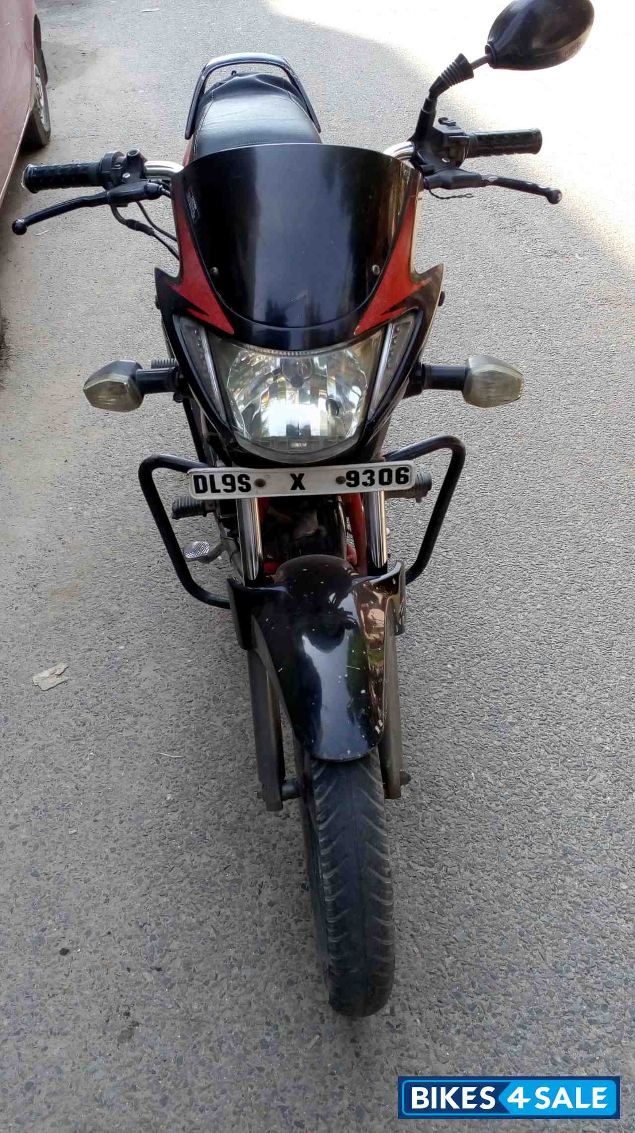 Black Hero Glamour 125