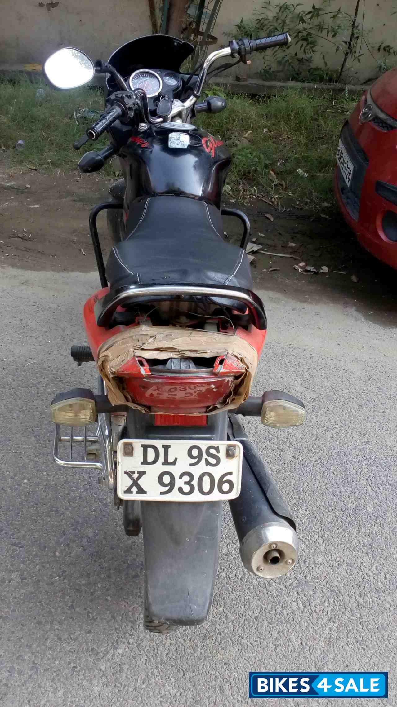 Black Hero Glamour 125