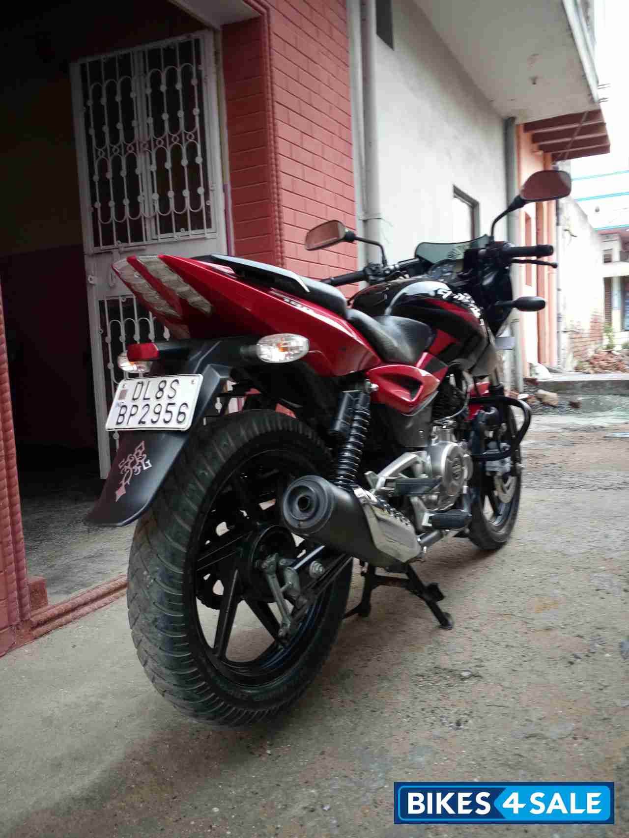 Wine Red Bajaj Pulsar 180 DTSi