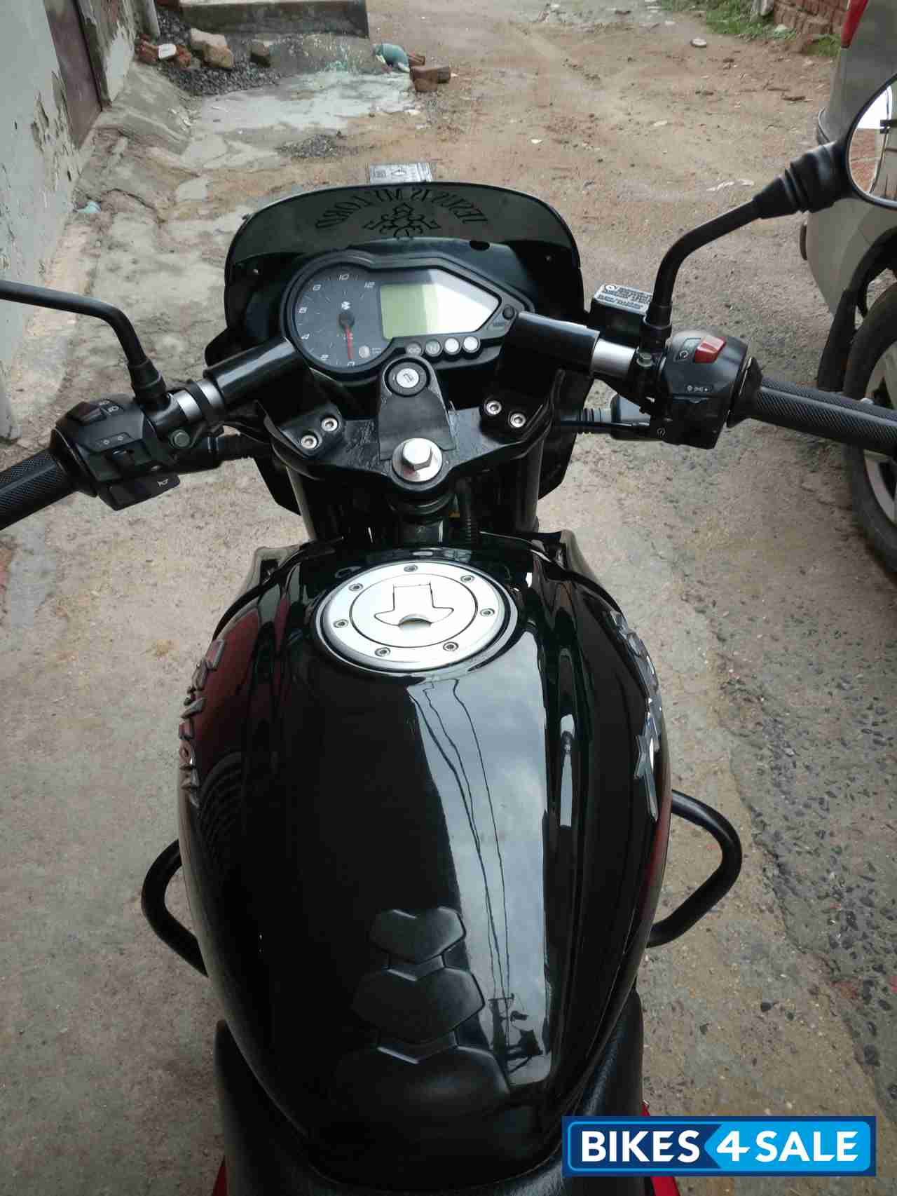 Wine Red Bajaj Pulsar 180 DTSi