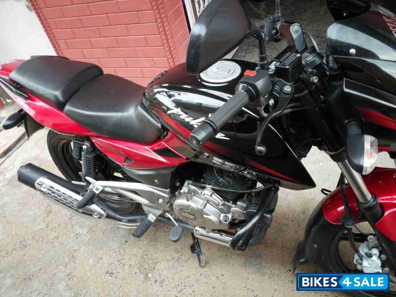 Wine Red Bajaj Pulsar 180 DTSi